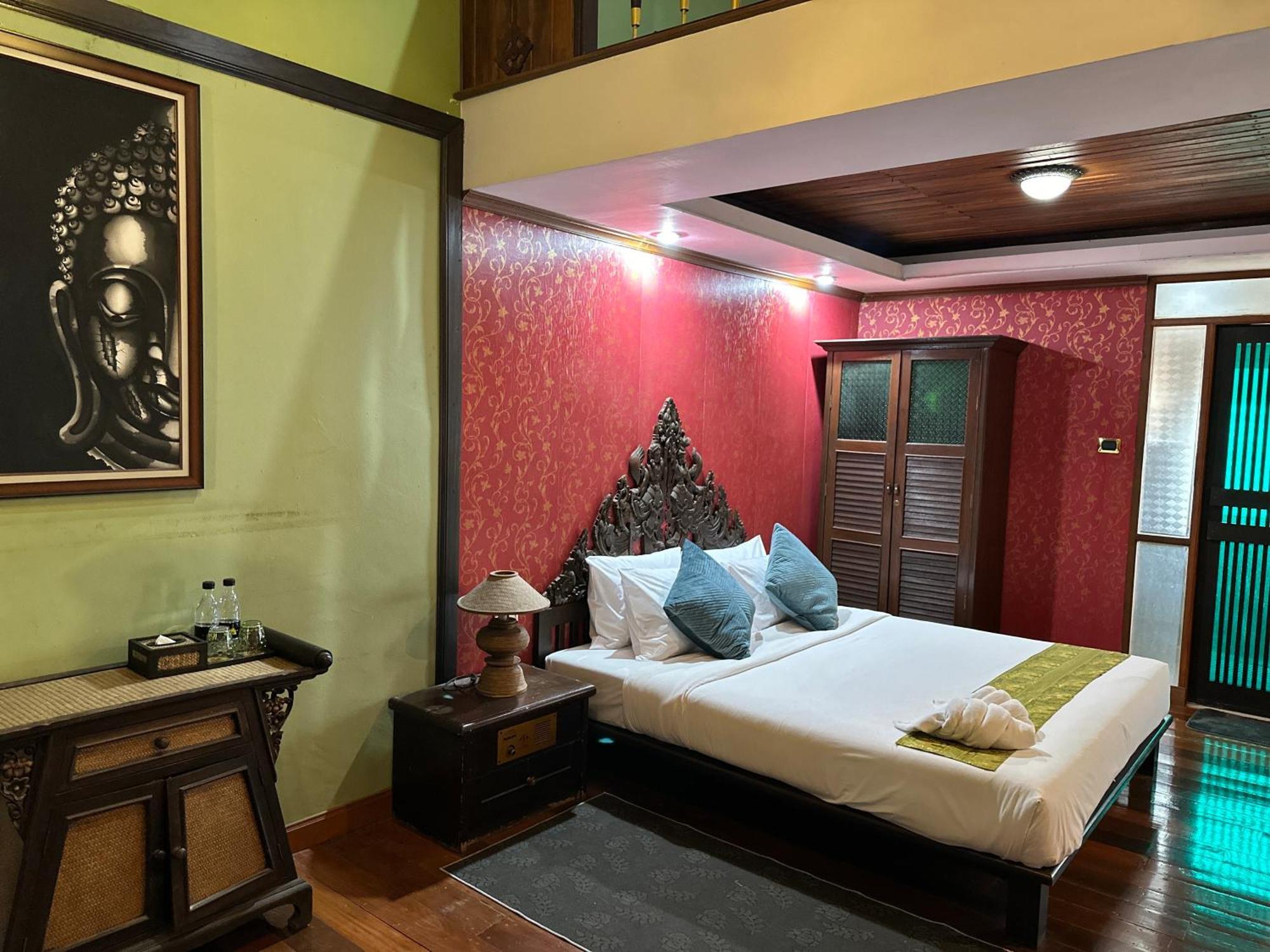 Tony'S Place Ayutthaya מראה חיצוני תמונה