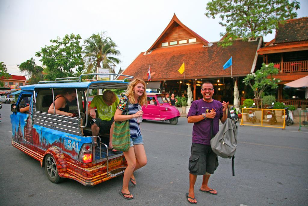 Tony'S Place Ayutthaya מראה חיצוני תמונה