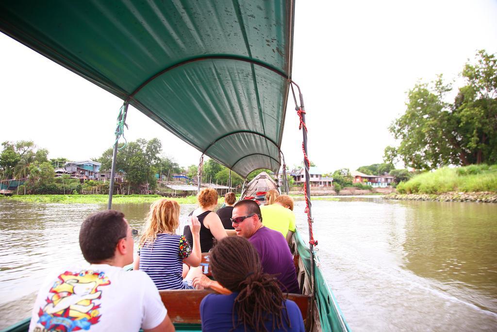 Tony'S Place Ayutthaya מראה חיצוני תמונה