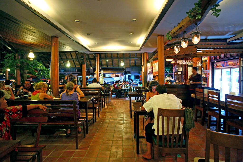 Tony'S Place Ayutthaya מראה חיצוני תמונה